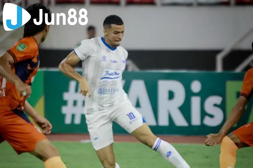 PSIS Semarang được đánh giá cao hơn trong trận đấu này